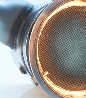 Deutz Dieselpartikelfilter bei IBH Nahaufnahme eines Filters